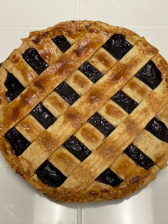 A picture of Mixed Berry Pie.