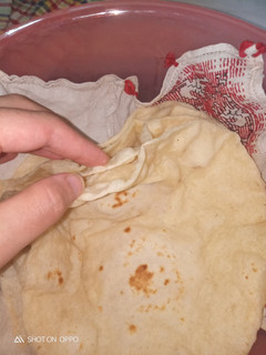 صورة لوصفة خبز 🍞 خفيف وسهل ويجي روعة مع سندويش
