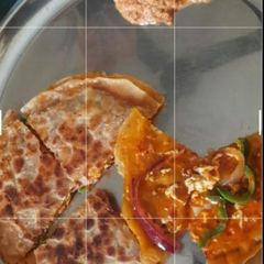 A picture of Pizza paratha.