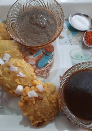 बेसन आलू टिक्की (Besan aloo tikki recipe in Hindi) रेसिपी मुख्य फोटो