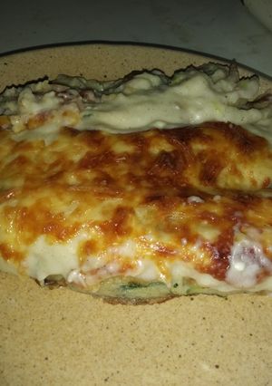 Cukkinis-gombás palacsinta sajtmártással glutén-, laktózmentesen recept fotója
