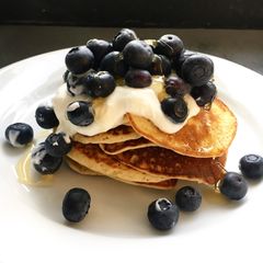 A picture of Almond Pancakes.