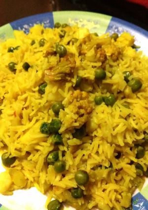A picture of Rice veggies pulaw.