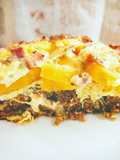 Tortino di pane nero, zucca, formaggio e prosciutto cotto