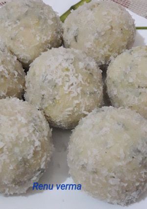 A picture of Pan mawa ke laddu.