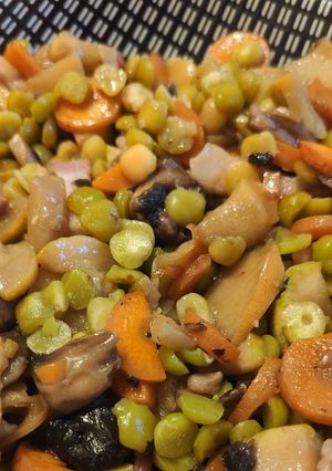 Une photo de Wok de restes