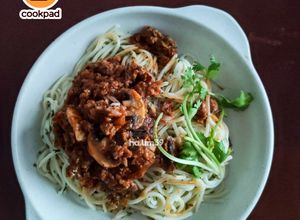Gambar Mushroom Spaghetti Bolognese