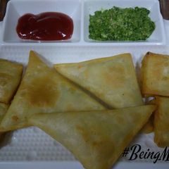 Cheese corn patti samosas A picture of Cheese corn patti samosas.