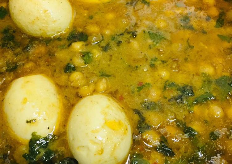 Chanay with boiled eggs