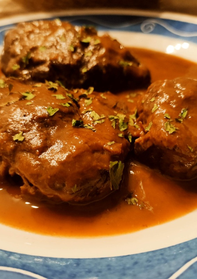 Una foto de Carrilleras de Cerdo Guisadas al Vino Tinto