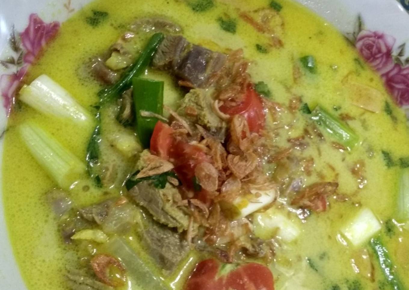 Soto kuning Bogor