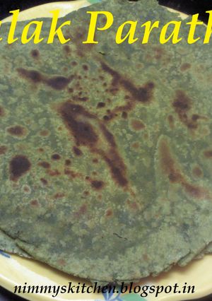 A picture of Palak Paratha.
