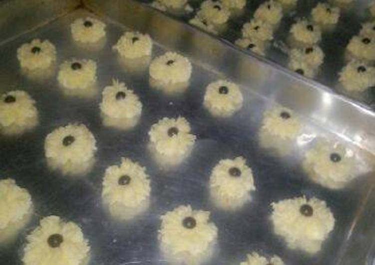 Kue sagu keju