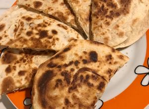 Una foto de Quesadillas de pollo... rapiditas Bimbo 🏃🏻‍♀️