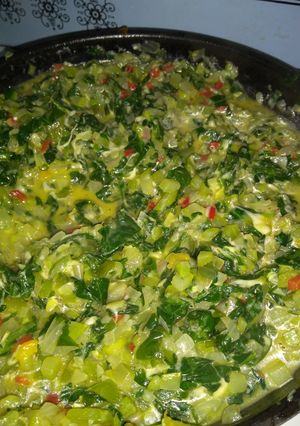 Una foto de Relleno de verduras para empanadas o sorrentinos 😋