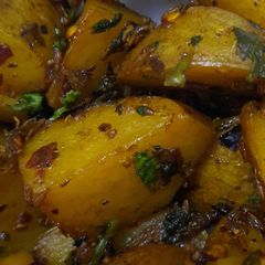A picture of Crispy Potatoes.