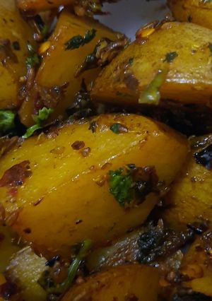 A picture of Crispy Potatoes.