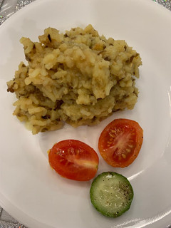 સાદી ખીચડી (Simple Khichdi Recipe In Gujarati) રેસીપી મુખ્ય ફોટો