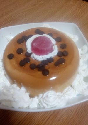 Foto principal de Flan de turrón con lágrimas de chocolate
