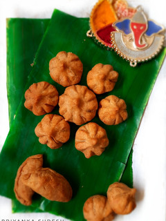 बेक्ड मोदक (baked modak recipe in marathi) रेसिपी चे मुख्य फोटो