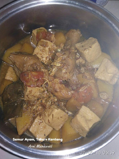 Foto resep Semur Ayam, Tahu + Kentang
