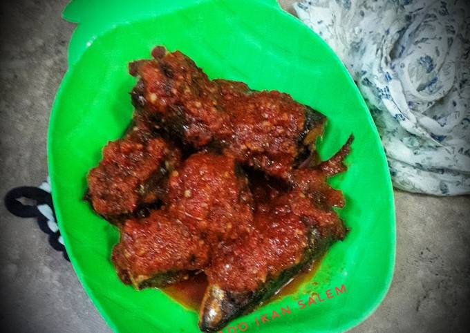 Resep Balado ikan salem Anti Gagal