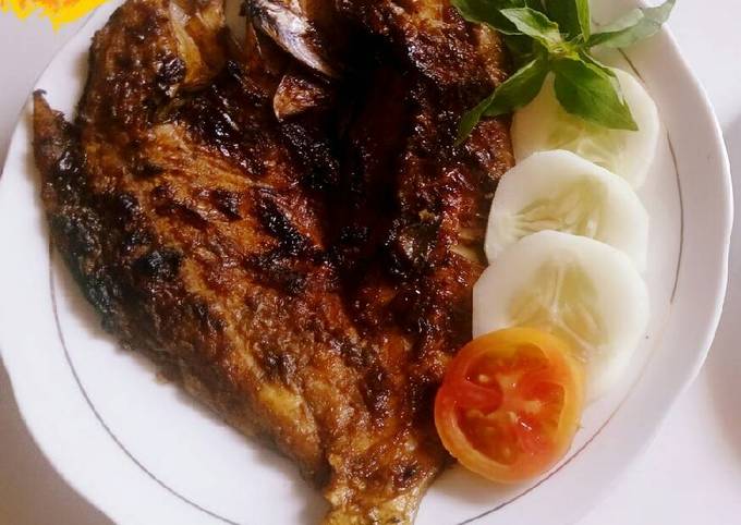 Bagaimana Membuat Ikan bakar bumbu kecap👌 Anti Gagal