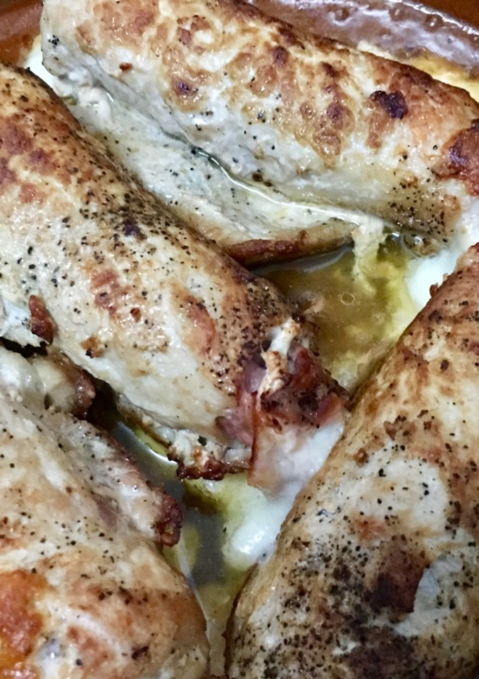 Una foto de Rollitos de lomo rellenos de jamón dulce y queso