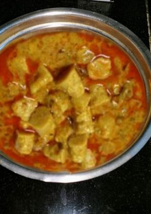 A picture of Gatte ki sabji.