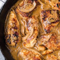 Smothered Chicken & Onion Gravy A picture of Smothered Chicken & Onion Gravy.