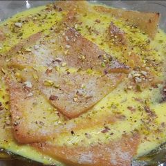 A picture of Shahi Tukray.