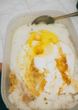 Foto resep Bubur sosis + telur setengah mateng