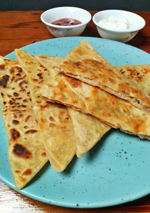 A picture of Cheese Paratha.