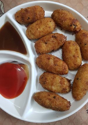 A picture of Chicken Rolls.