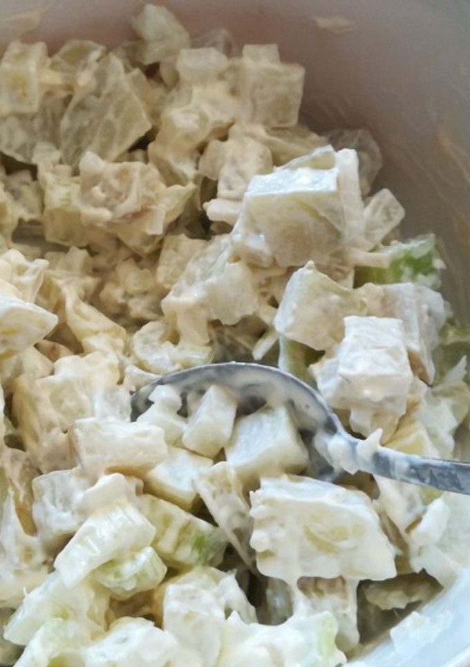 Una foto de Ensalada de patatas sencilla