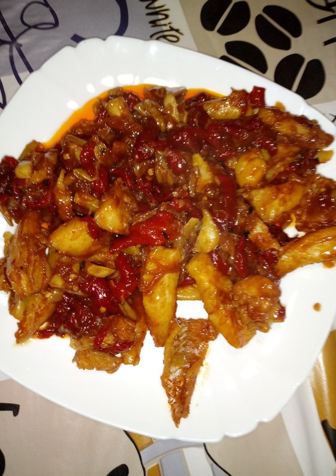Una foto de Bacalao con pimientos y cebolla caramelizada en la cecofry 4D
