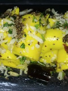 खांडवी (khandvi Recipe) रेसिपी मुख्य फोटो