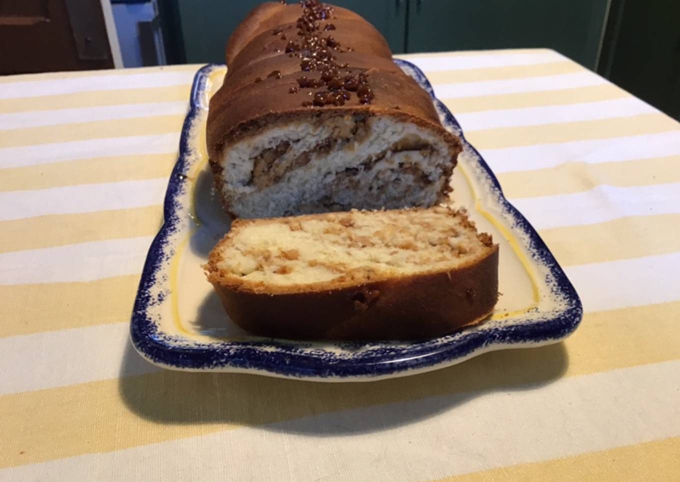 Gâteau brioché beurre de cacahuètes crunchy et praliné