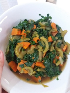 Foto resep Sayur daun kelor kuah kuning