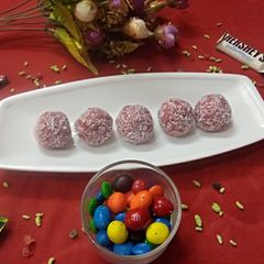 A picture of Beetroot & coconut laddoo.