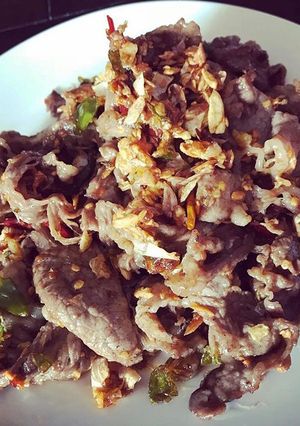 รูปของ เนื้อผัดพริกกระเทียมกรอบซอสไก่งวง