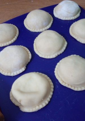 Una foto de Sorrentinos caseros !¡ de roquefort y ricotta 🍝para freezar