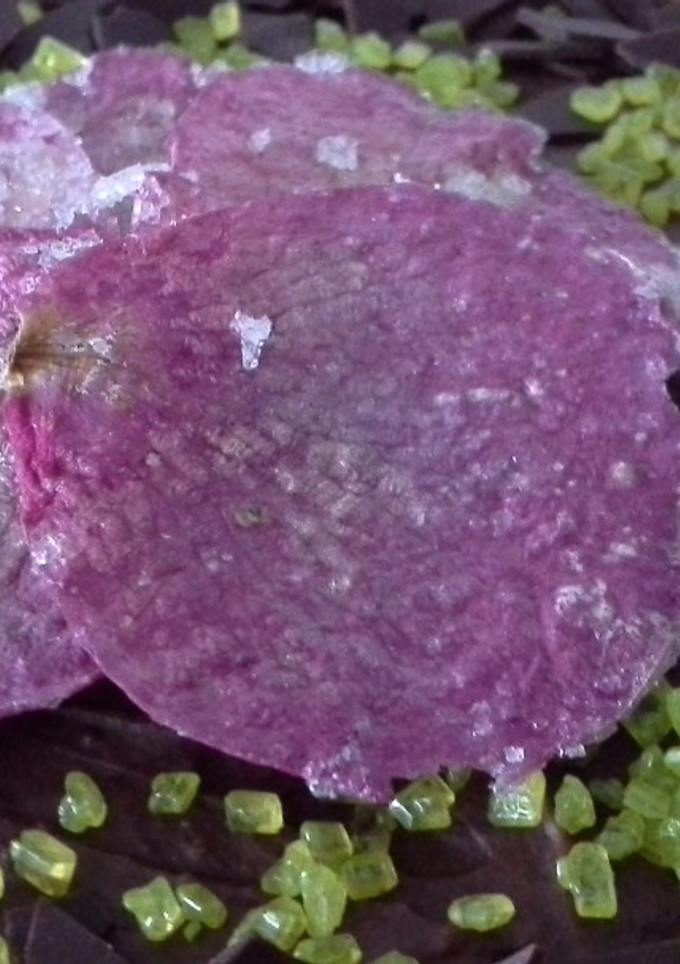 Una foto de Pétalos de rosa cristalizados