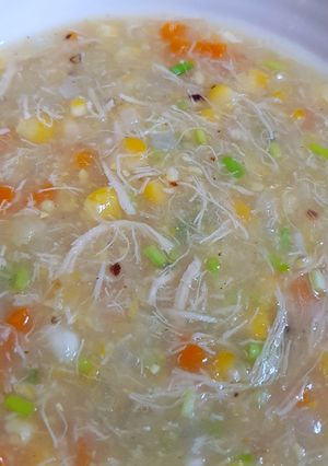 Hình của món Soup gà ngô ngọt.
