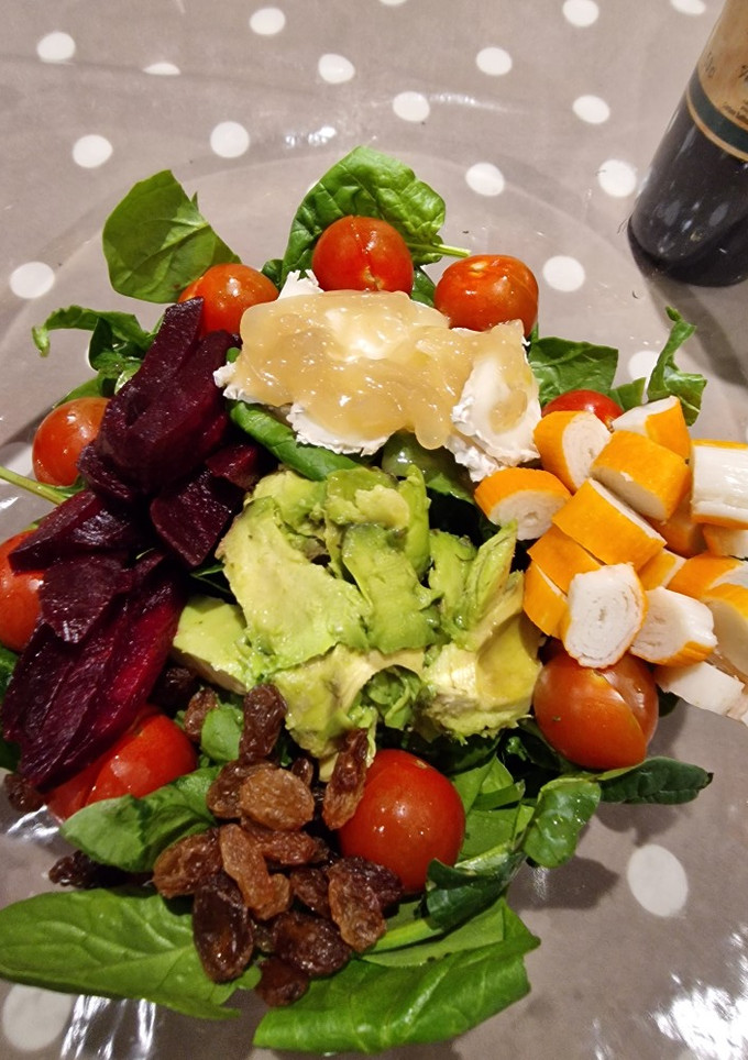 Una foto de Ensalada dulce de espinacas