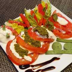 A picture of Salsa pesto para capresa.