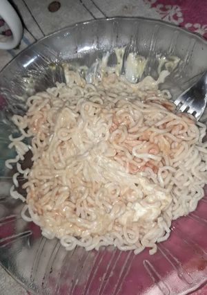 Una foto de Tallarines Ramen con salsa
