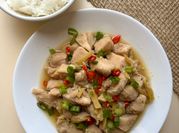 A picture of braised chicken thighs