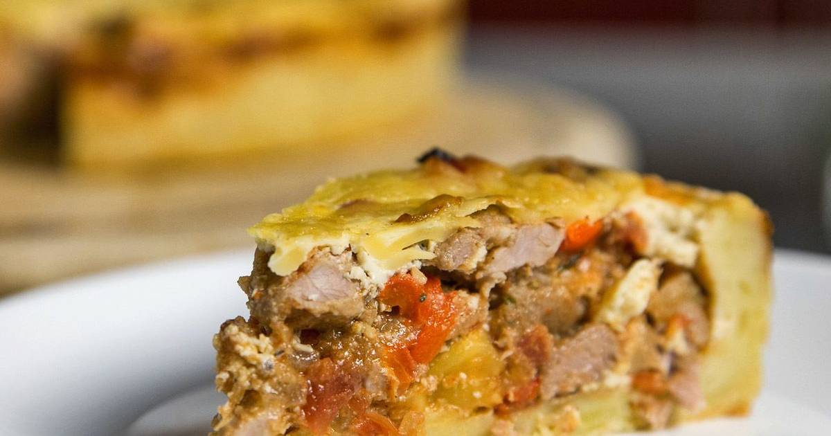 Пирог с картофелем и мясом: семейный рецепт