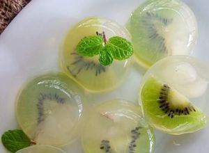Gambar Agar-agar Buah (Kiwi & Longan)